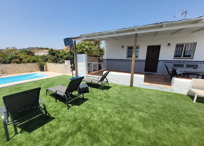 Con Piscina Y Barbacoa En 4 Personas