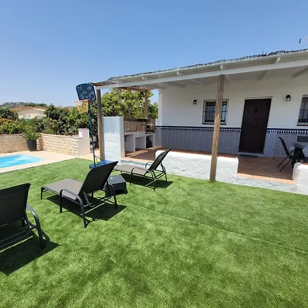 Con Piscina Y Barbacoa En 4 Personas